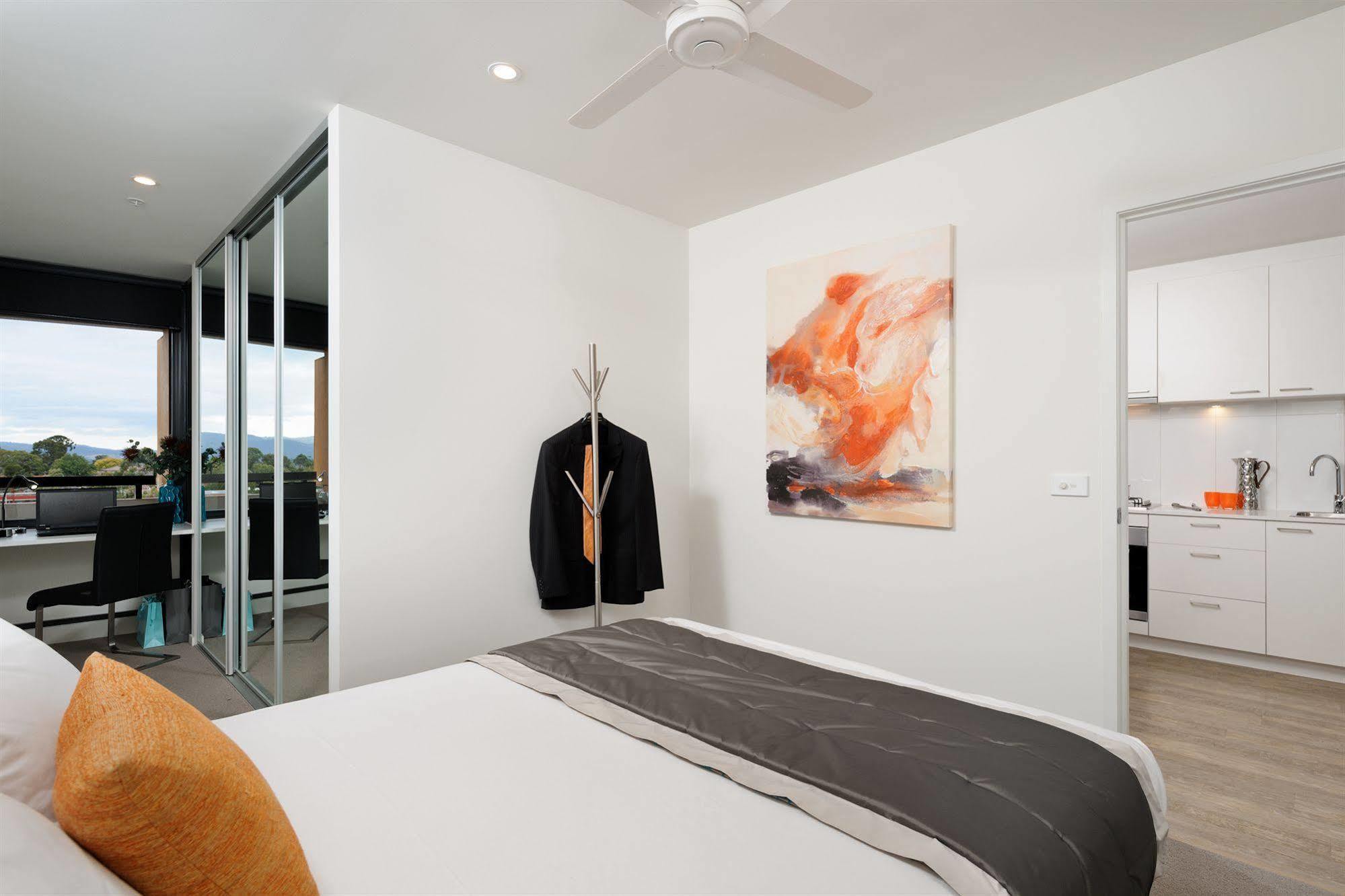 Park Avenue - Ikon Glen Waverley Exterior photo